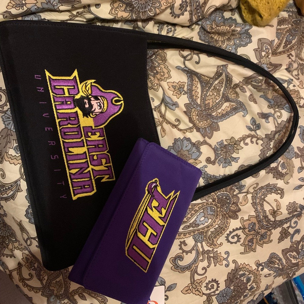 Purse - Picture 2 of 2